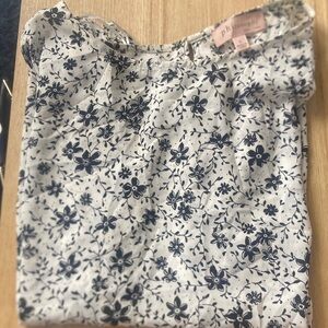 Philosophy Floral Top Black & White, Large